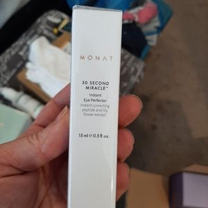 Monat 30 second miracle in sealed box